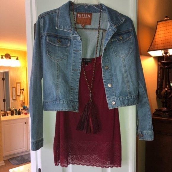 The Limited Camisole EXCELLENT CONDITION - Picture 1 of 4